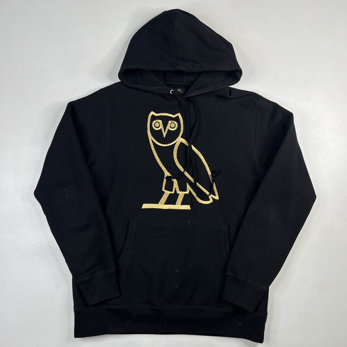 【October's Very Own】OVO シェニールロゴ フーディOG HOODIE OG October's Very Own OVO Owl Black Gold Embroidered Hoodie
