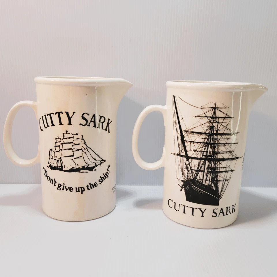 2 Vintage Cutty Sark Scots Whisky Pitchers Ceramic 6 1/4" high - Изображение 4 из 4