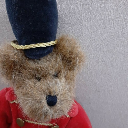 Boyds Bears Noble Nutcracker Red Velvet Jacket Christmas Decor Soldier - Picture 4 of 6