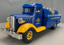 MARX Toys / JMT Replicas Blue Sunoco Motor Fuel Tanker Truck Bank D0931