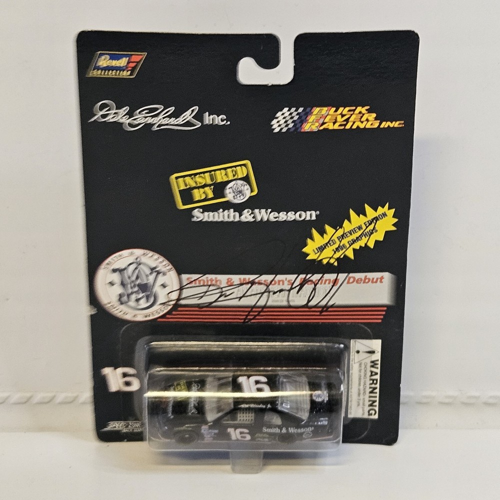 Revell Collection #16 Ron Hornaday Jr 1995 NASCAR Chevy Smith Wesson Signed