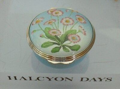 Halcyon Days ''Gänseblümchen - Bellis Perennis'' Emaille Box - 1 5/8'' (4,25 cm)