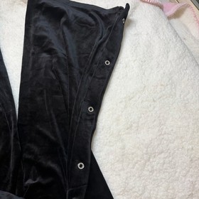 VS velour pants L