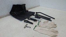 Mercedes-Benz Vito Viano W639 2011 Satz Bordwerkzeug Satz Set A6395800003 Mercedes-Benz Vito Viano W639 2011 Satz Bordwerkzeug Satz Set A6395800003