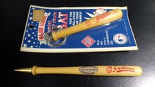 2 VINTAGE CLEVELAND INDIANS ITEMS~LEADED PENCIL BAT & SEALED MINI KEY CHAIN BAT