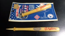 2 VINTAGE CLEVELAND INDIANS ITEMS~LEADED PENCIL BAT & SEALED MINI KEY CHAIN BAT