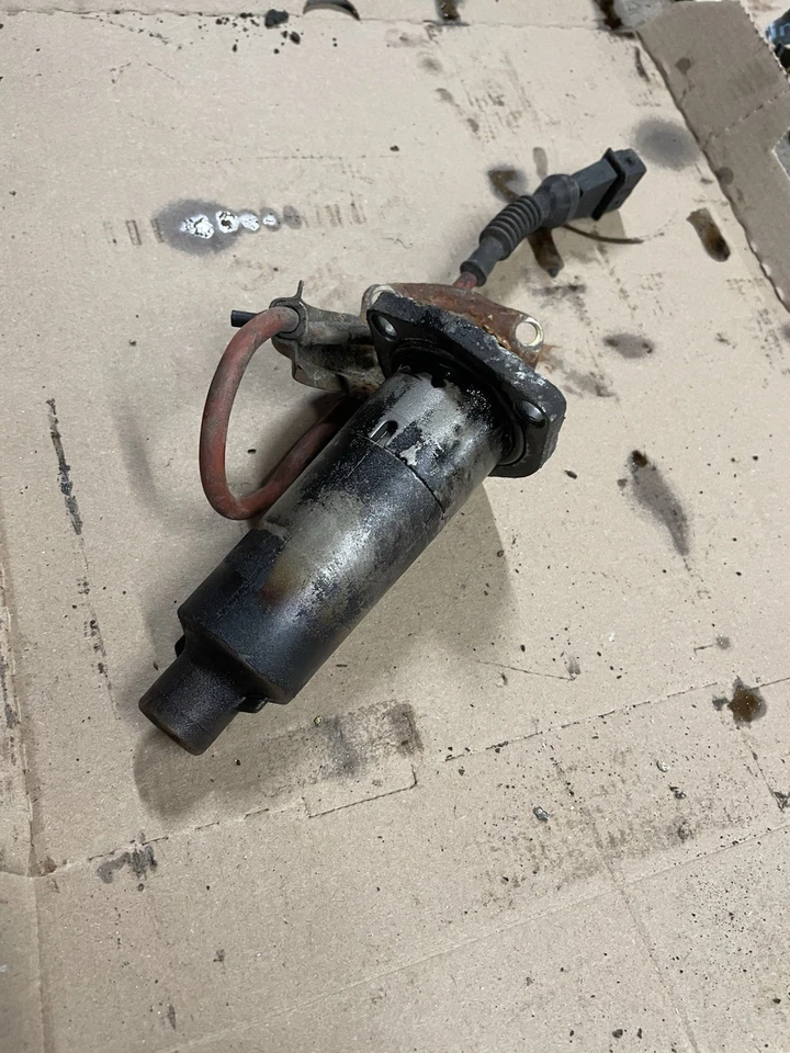 BMW e32 e34 E24 Oil Level Switch 1717394 M30 Engine 3.0 3.5 635csi 735iL 535i - Image 2 of 4