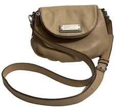 MARC by Marc Jacobs Logo Beige 100% Leather Shoulder Crossbody Purse Bag