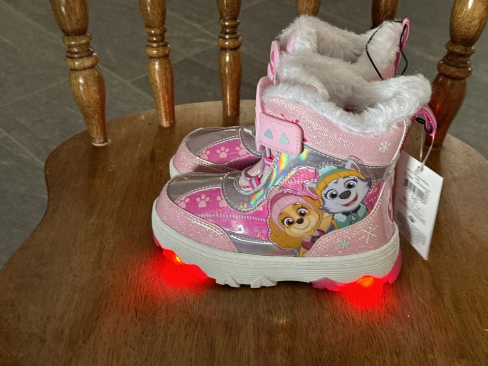 Nuevo 10 NIÑAS BOTAS PATA DE NIEVE PATRULLA NIÑO PEQUEÑO INVIERNO NIÑA LUCES NICKELODEON Foto 4 de 4