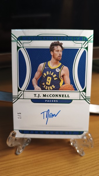 TJ MCCONNELL AUTO NATIONAL TREASURES NBA /5 NUMBERED INDIANA PACERS PANINI  CARD