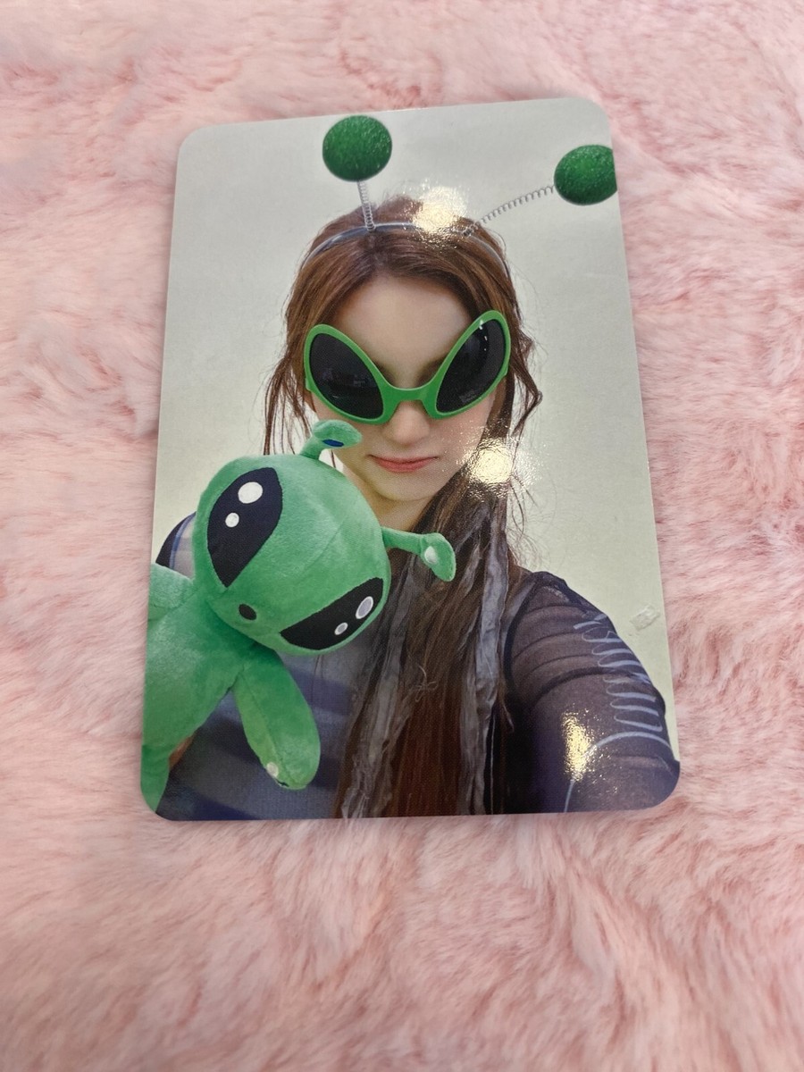 JYP NMIXX 4th EP Fe3O4: FORWARD soundwave alien 왹믹스 fan