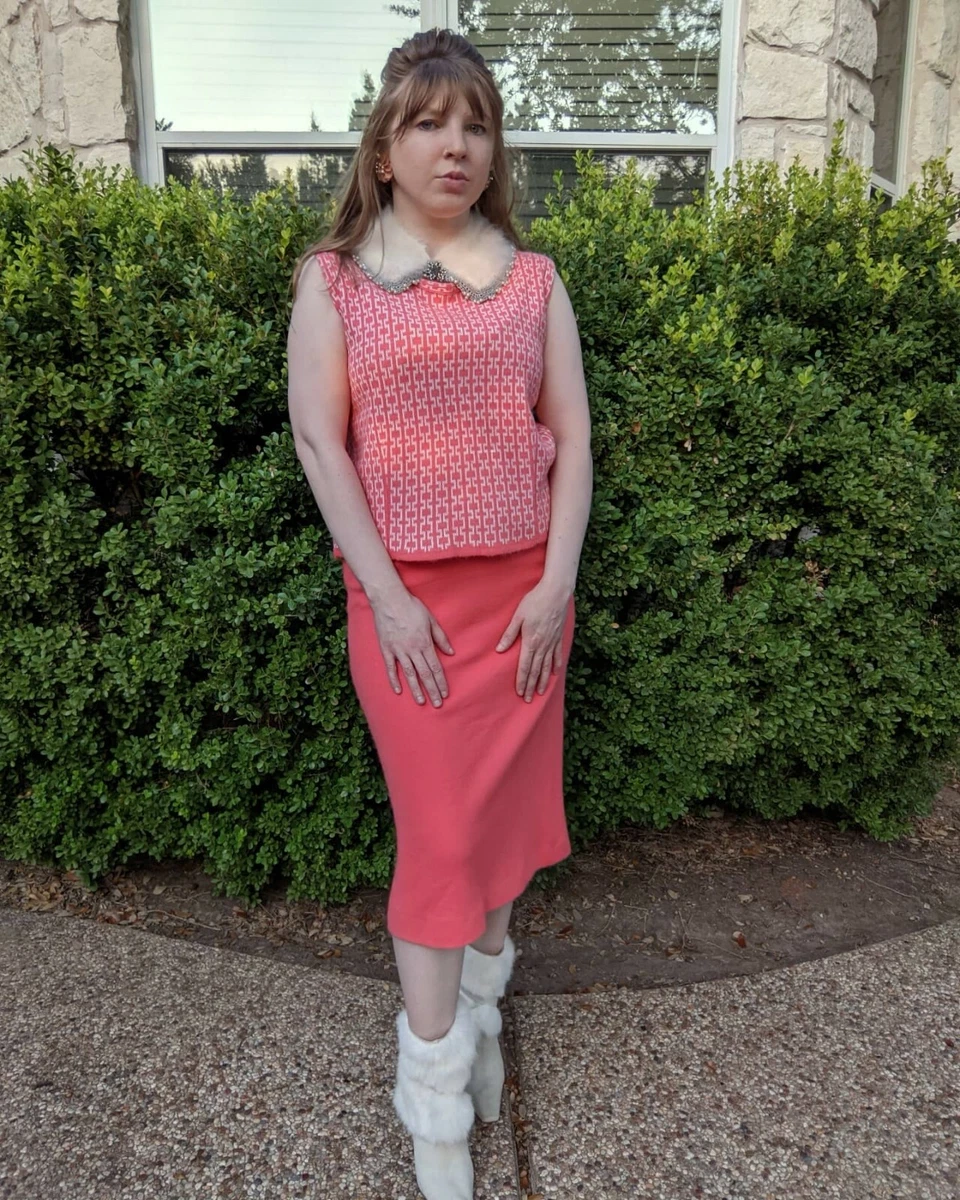 Vintage 1960s Coral Pink Knit Set Shell Top Mod Pencil Skirt