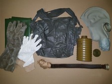 NVA Schutzmaske SchM41M mit Schlauch Filter Tasche SBU7 Schutzhandschuhe Gr. 1