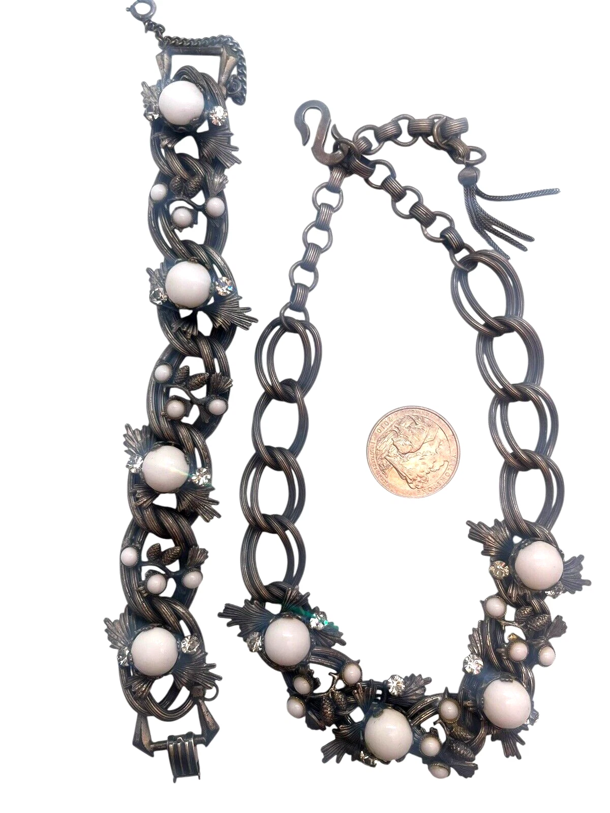 Grosse, Allemagne, Attr to Dior, ensemble collier et bracelet, motif métal détaillé