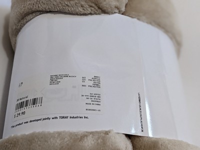 NWT Uniqlo Heat Tech 2 Way Blanket Wraparound or Lap Blanket Natural color  | eBay
