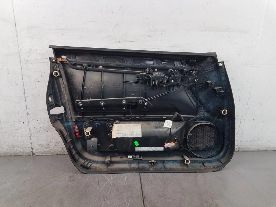 Panel de puerta del pasajero delantero derecho Audi S4 B7 Avant 2006 #2021 J3 Foto 4 de 4