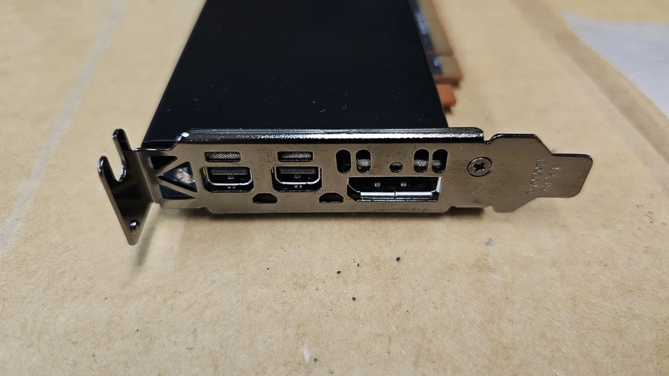 OPEN BOX 2GB PNY 0W6F74 AMD Radeon E9173 Graphics Card + Bracket+Adapters+Box - Image 2 of 4