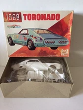 Vintage MPC 1968 Oldsmobile Toronado 1/25 Scale Model Kit 1468-200 Sealed Parts