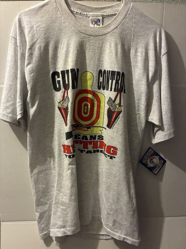 90s Gun Control Means Hitting Your Target Vintage T-Shirt  XL