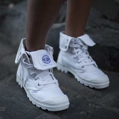 Palladium Women's White Baggy Foldover Lace-Up Boots Size 6.5 -Casual Streetwear