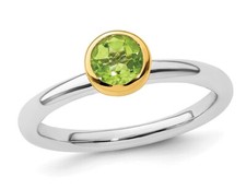 1/2 Carat ctw Round Peridot Ring in Sterling Silver