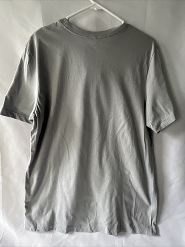 Philadelphia Phillies Nike American Flag Men’s T-Shirt Large - Picture 2 of 5