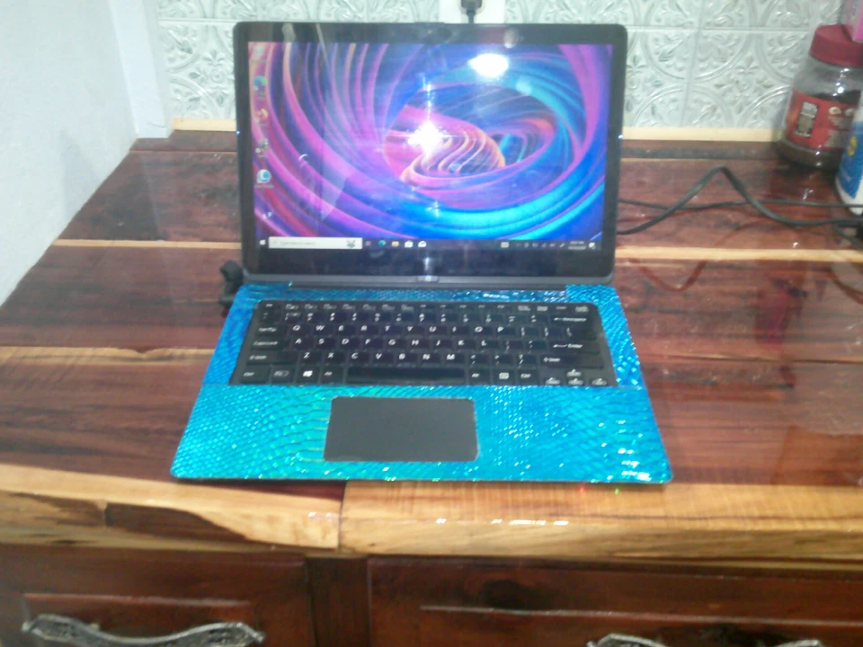 Sony Vaio BAHAMA svf14n13cxb,i5 4200u,500gb,8gb,14.1" hd Foto 2 de 4