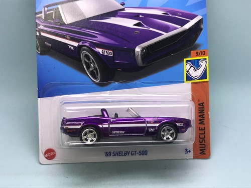 Hot Wheels 2023 Super Treasure Hunt STH # '69 Shelby GT-500, tarjeta Int - Imagen 2 de 3