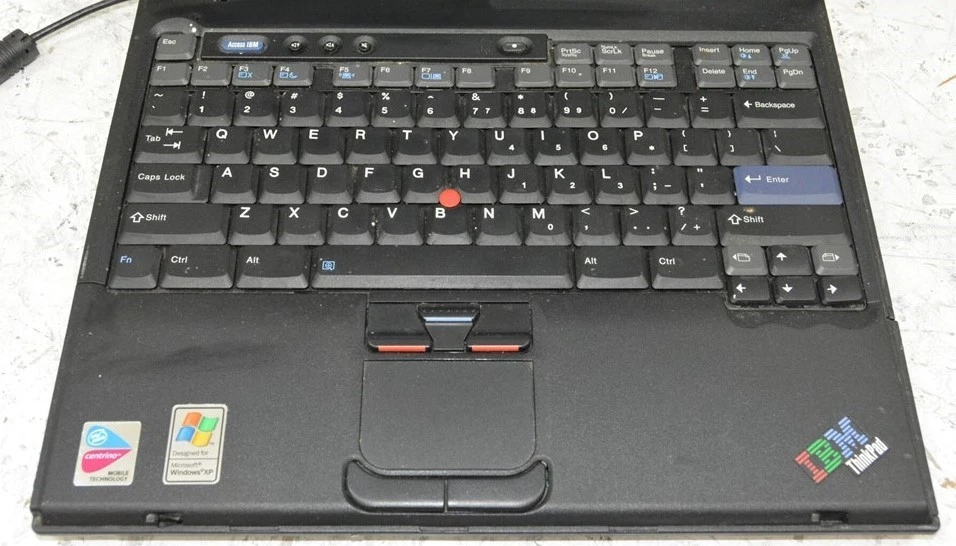 Portátil IBM ThinkPad T42 14" Intel Pentium M 1,7 GHz 1 GB VER NOTAS Foto 2 de 4