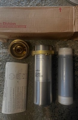 CUNO CT101 AQUA-PURE CT101 FILTER ASSEMBLY - With 5 micron charcoal element NOS
