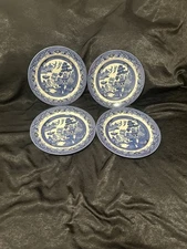 4  Blue Willow Blue & White CHURCHILL 10.5" Dinner Plates. MINT Condition.