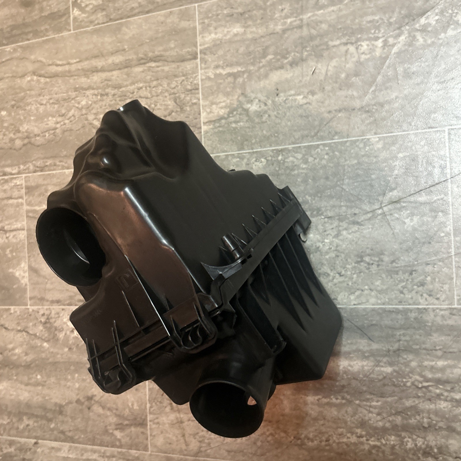 1x Air Intake Cleaner Box Housing 17700-37370 for Toyota Corolla LE 2020-21 1.8L