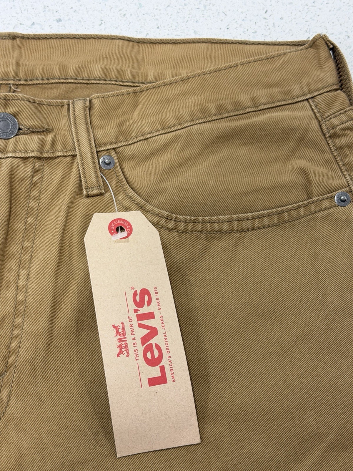 NWT Levi's 514  jeans 34 x 32 Straight Fit  Style # 00514-0531 thumbnail 6
