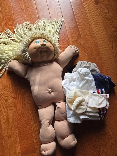 Cabbage Patch Doll VERY TLC NO TAG Random Clothes. PLEASE LOOK CAREFULLY.