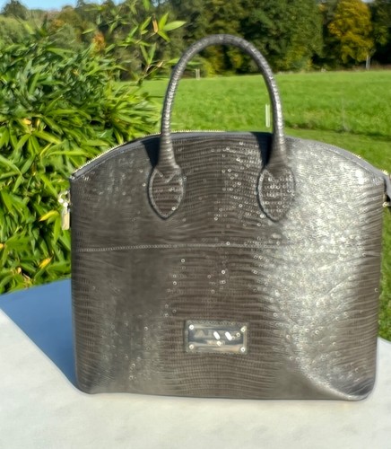 Original VALENTINO Ledertasche, neuwertig mit Schultergurt - Bild 5 von 12
