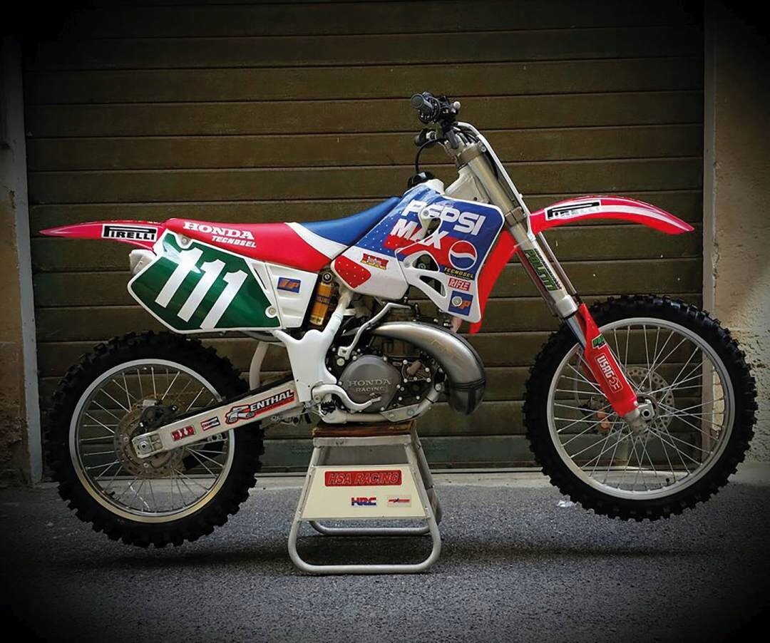 Set d'autocollants Honda CR 125 pour restaurer votre moto de cross