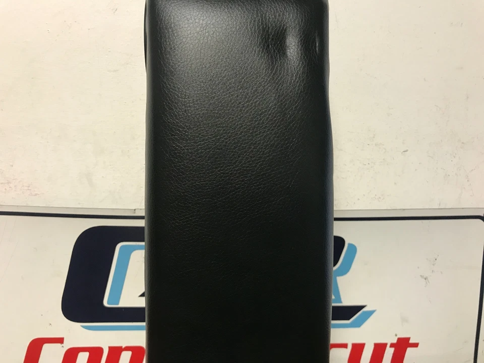 Volkswagen Golf 2003 consola tapa reposabrazos #21 Foto 4 de 4