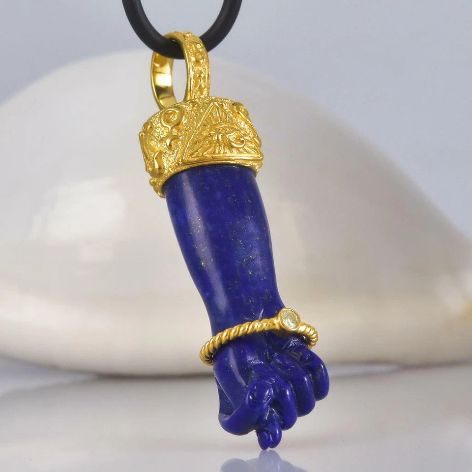 Pingente de ouro Vermeil esterlina Mano Fico Figa esculpido lápis-lazúli diamante 11,12 g - Imagem 3 de 4