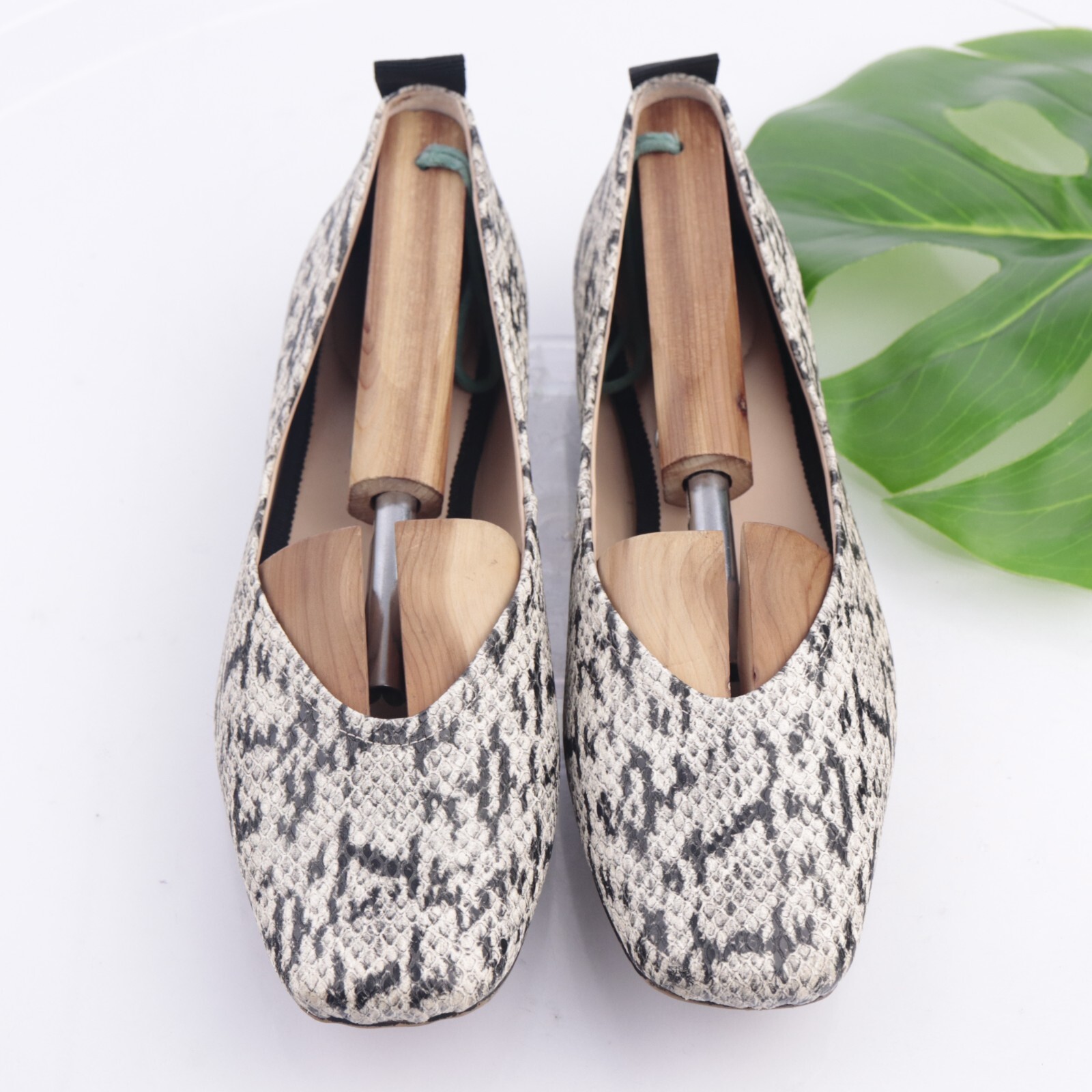 Franco Sarto Women's Ailee Loafer Size Gray Black Snakeskin