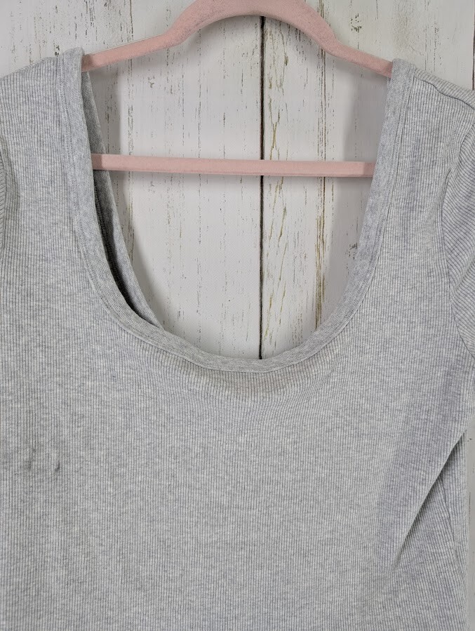 Universal Thread Size Large Light Gray Ribbed Rou… - image 3