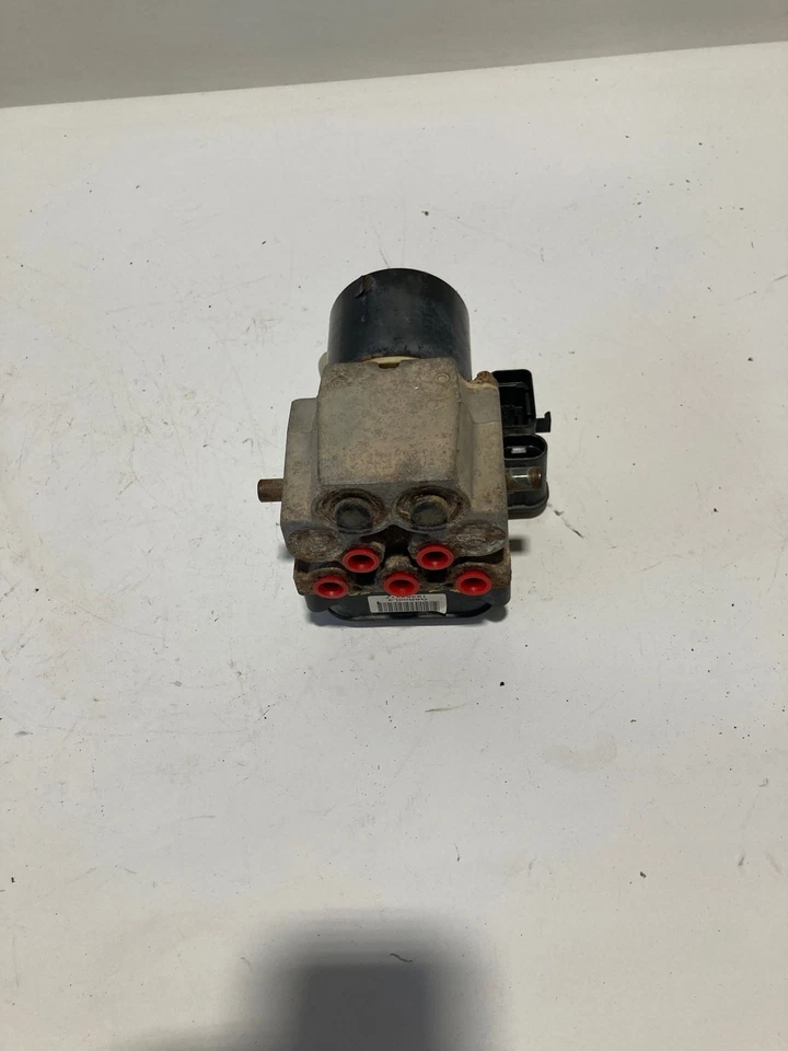 Б/у насос ABS и мотор в сборе подходят: 2002 Gmc Yukon xl 2500 сборка LH рама - Изображение 2 из 4