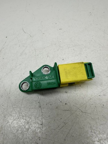 Audi A4 S4 B8 8K 2012 Airbagsensor Crashsensor Drucksensor 1K0909606C DRA53949