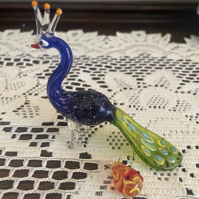 Lot of 2 Murano Style Hand Blown Art Glass Figurines   Peacock & Mini Chicken