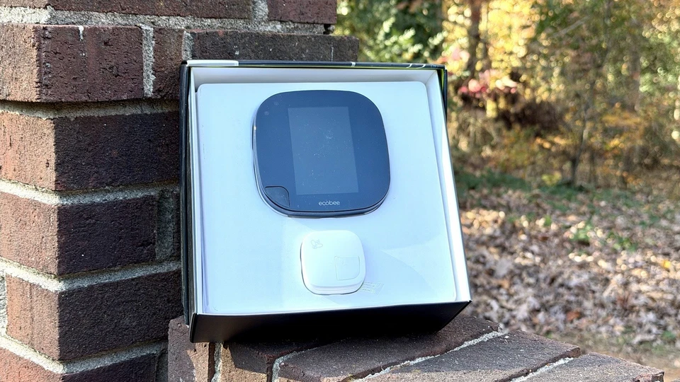 Ecobee EB-STATE3LTP-02 Smart Thermostat - Black - Image 4 of 4