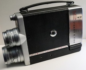 Camera 8mm vintage Bell & Howell Perpetua Electric Eye triple