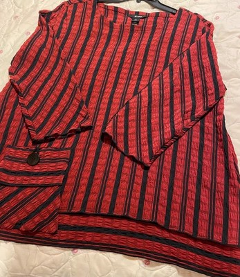 ALI MILES BRAND NEW  XL LADIES RED/BLACK LIGHTWEIGHT TOP EASY TO WEAR