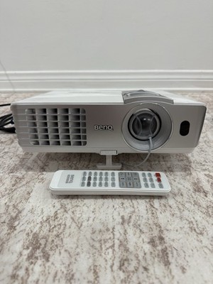 BenQ W1070 DLP Projector w/1080p Home Theater  - Tested