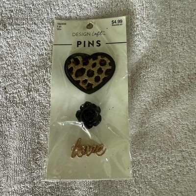 Design Loft Pins Set Leopard Heart, Rose, Love Gold Tone