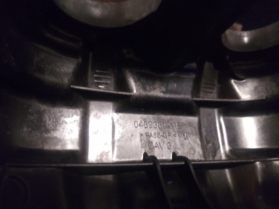 20 24 Gladiator 3.6L Motor Pasajero Derecho Derecha Válvula Cubierta Panel Foto 4 de 4