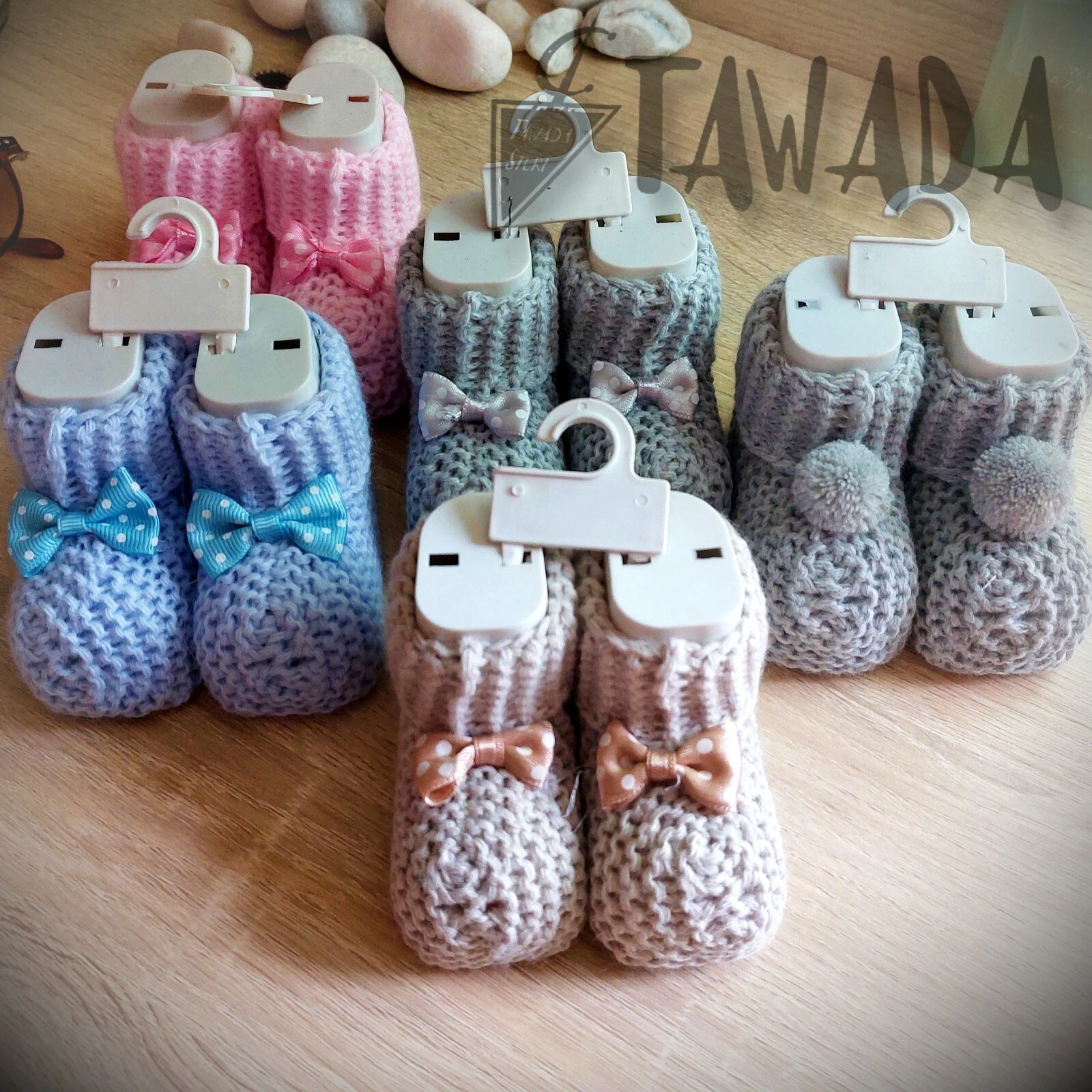 Hand-Knit Thick Wool Toddler Socks: Cozy, Eco-Friendly Gifts
Opens in a new window or tab